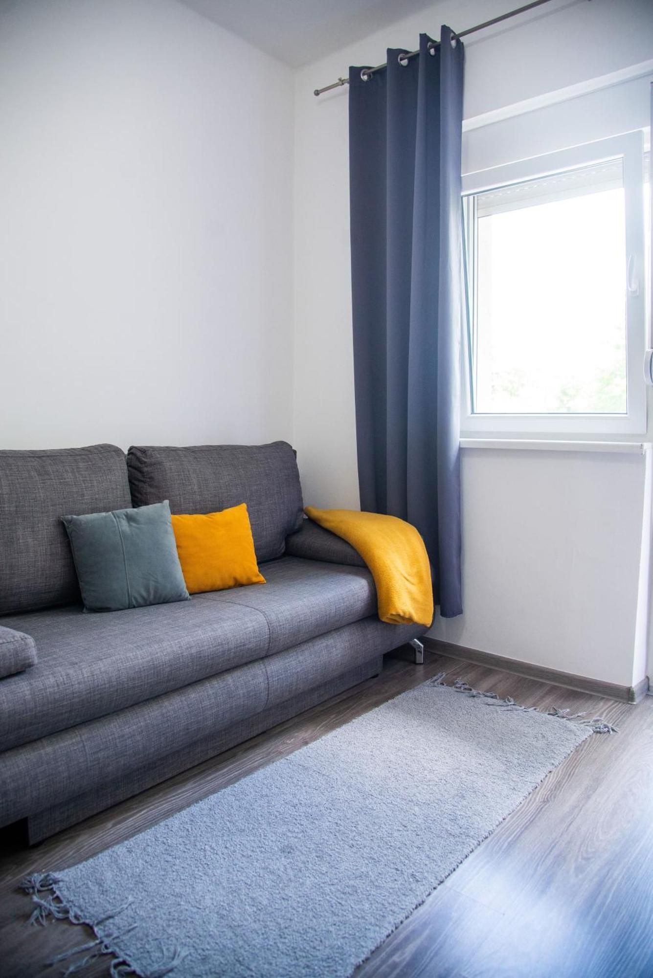 Apartmani Maslacak Vrdnik Luaran gambar