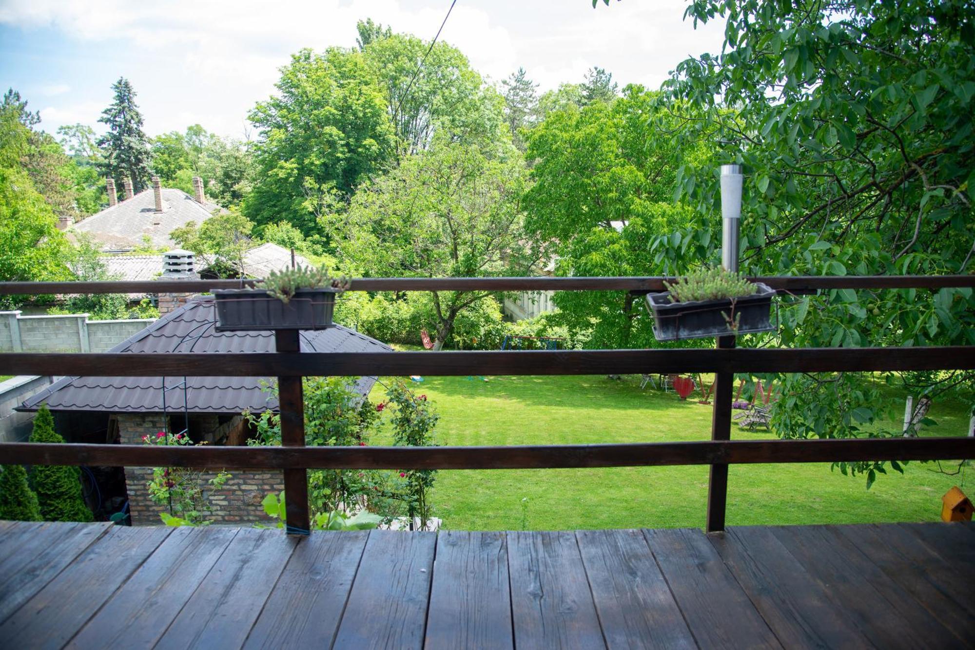 Apartmani Maslacak Vrdnik Luaran gambar